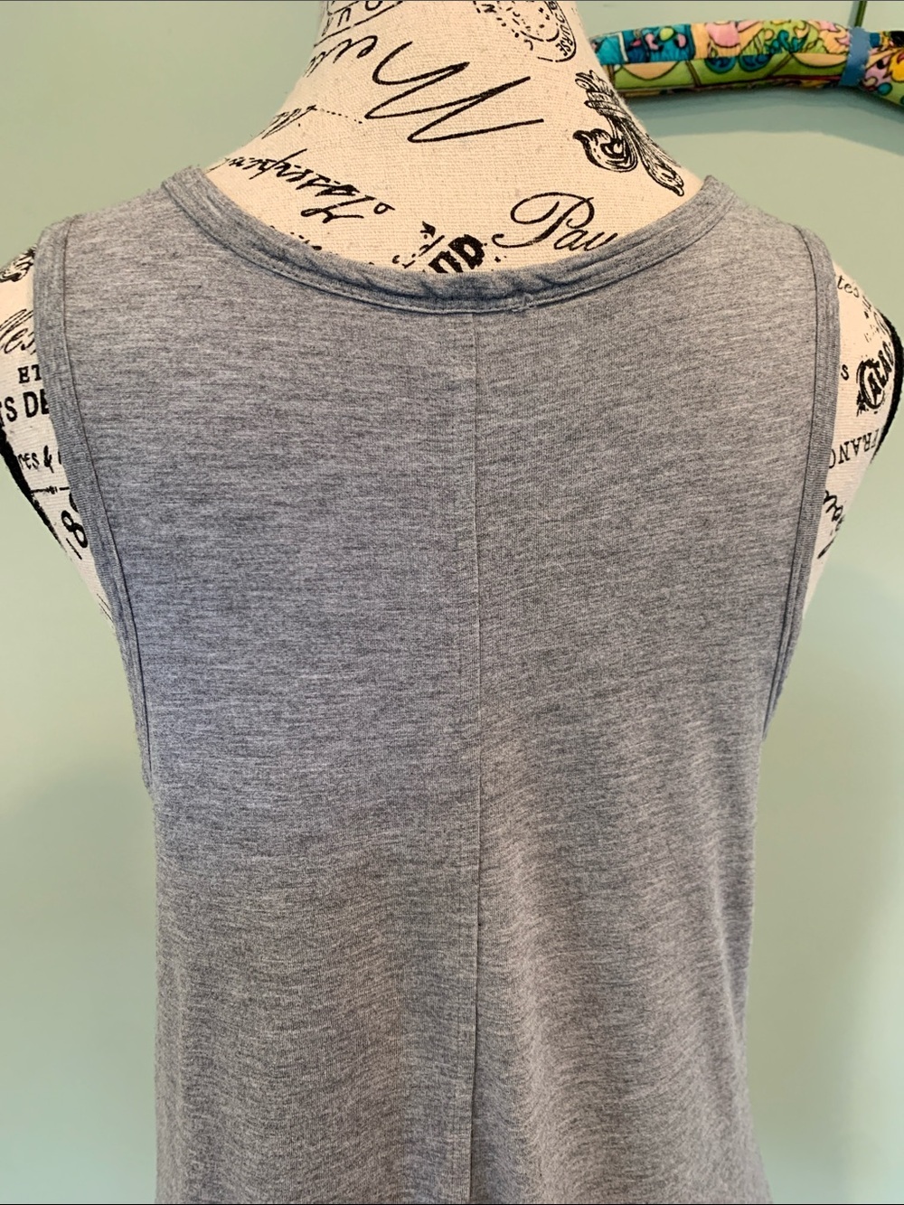 Gap Women’s Medium Heathered Gray Scoop Neck Legging Tank Camisole Top - Picture 4 of 6